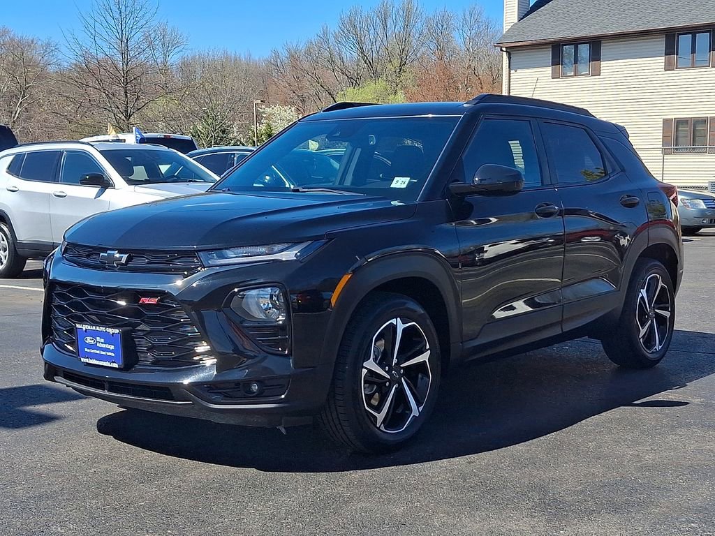 Used 2023 Chevrolet TrailBlazer RS w/ Convenience Package FWD image 3