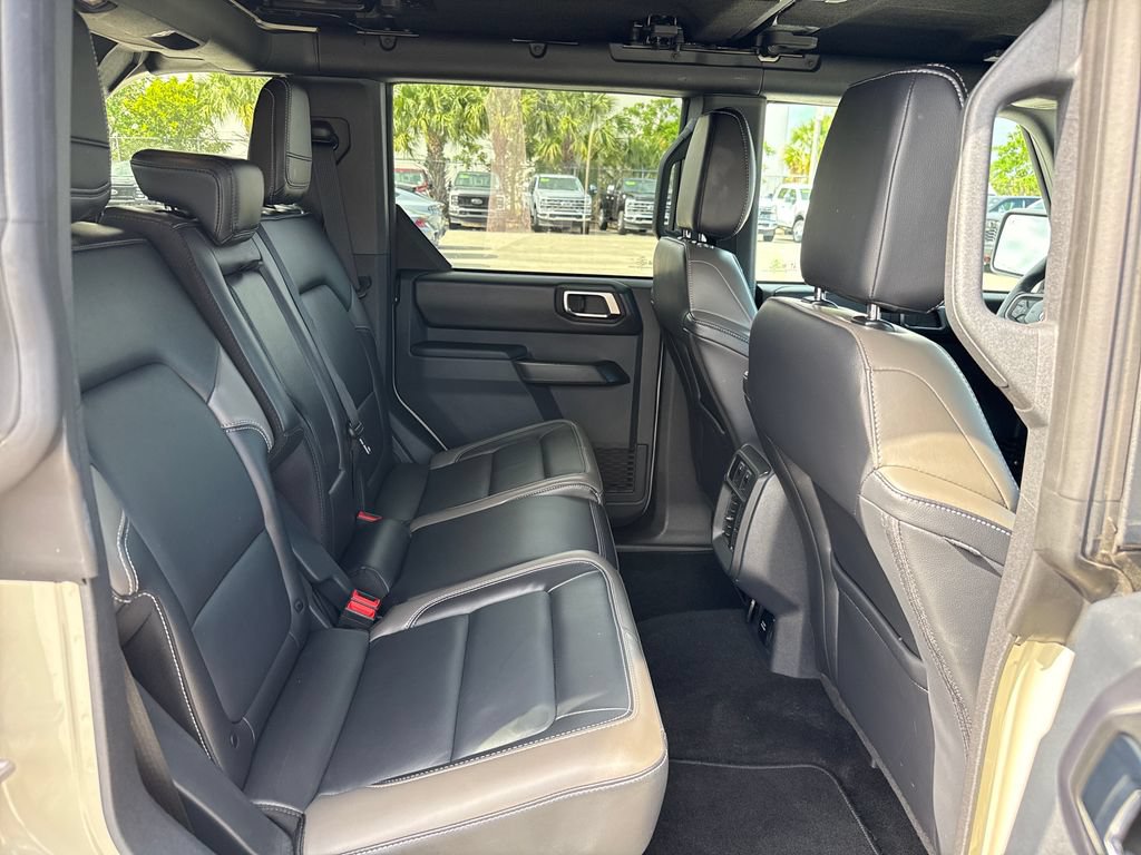 Certified 2025 Ford Bronco Outer Banks AWD/4WD image 28