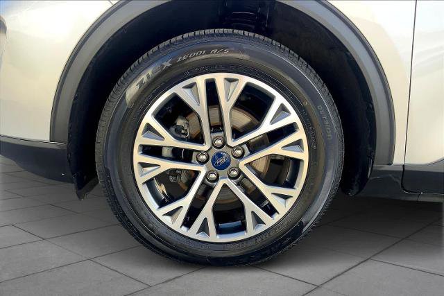 Certified 2020 Ford Escape SEL image 10