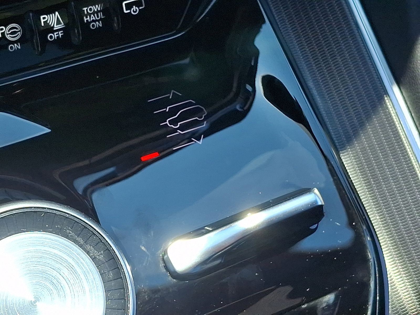 Used 2025 Jeep Grand Wagoneer Series II Obsidian w/ Quick Order Packagew 28T image 33