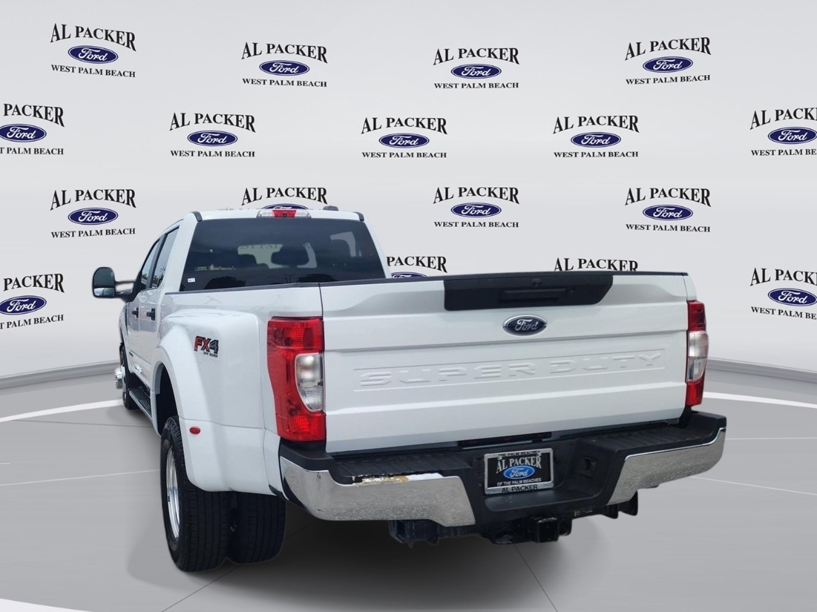 Certified 2021 Ford F350 XL w/ STX Appearance Package AWD/4WD image 3