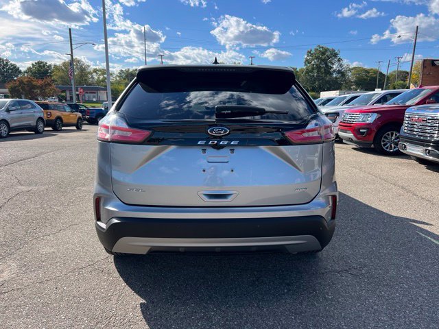 Certified 2024 Ford Edge SEL w/ Convenience Package AWD/4WD image 5