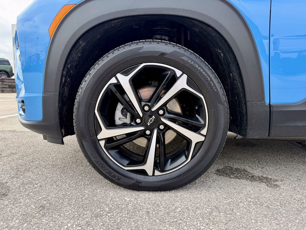 Used 2023 Chevrolet TrailBlazer RS w/ Convenience Package image 36