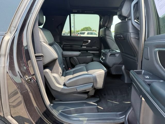 Certified 2026 Ford Expedition Max Platinum w/ Stealth Performance Package AWD/4WD image 14