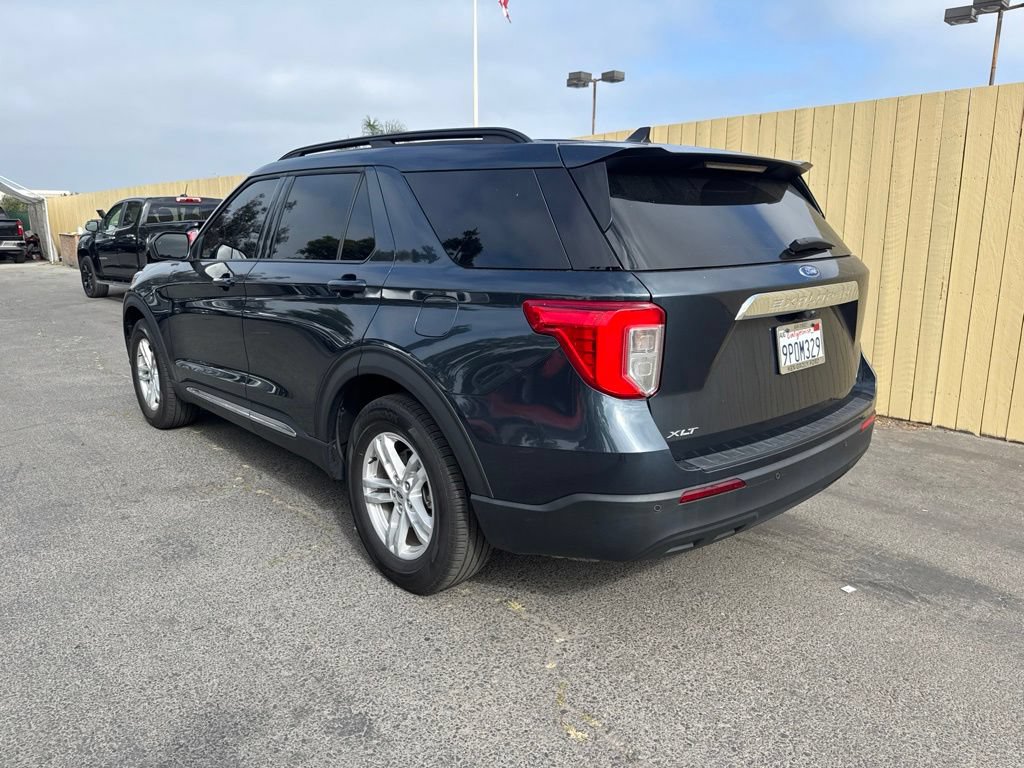 Certified 2024 Ford Explorer XLT RWD image 5