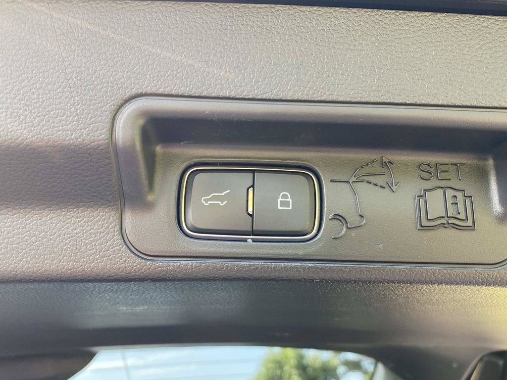 Certified 2020 Ford Explorer ST w/ ST Street Pack AWD/4WD image 7