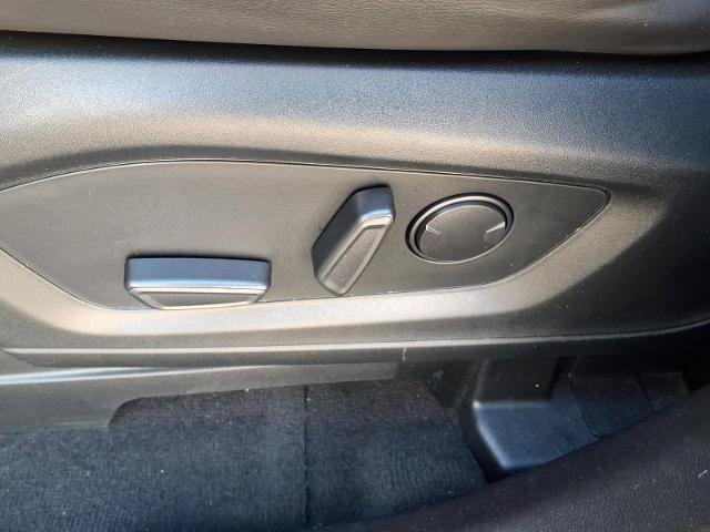 Certified 2022 Ford Explorer XLT w/ Equipment Group 202A AWD/4WD image 18