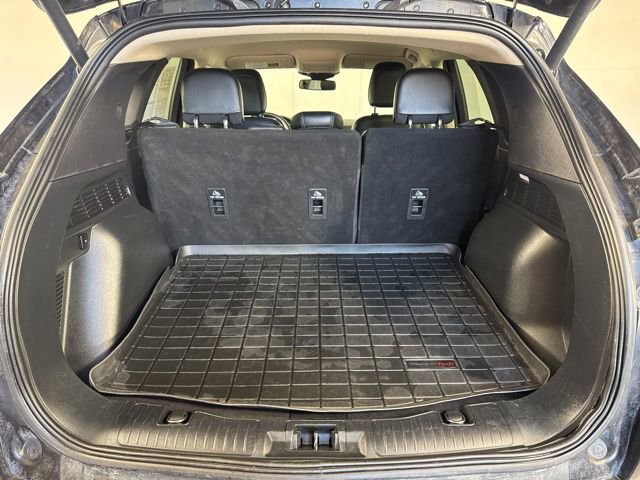 Certified 2020 Ford Escape Titanium AWD/4WD image 21