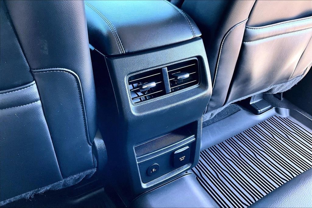 Certified 2024 Ford Edge SEL w/ Convenience Package AWD/4WD image 33
