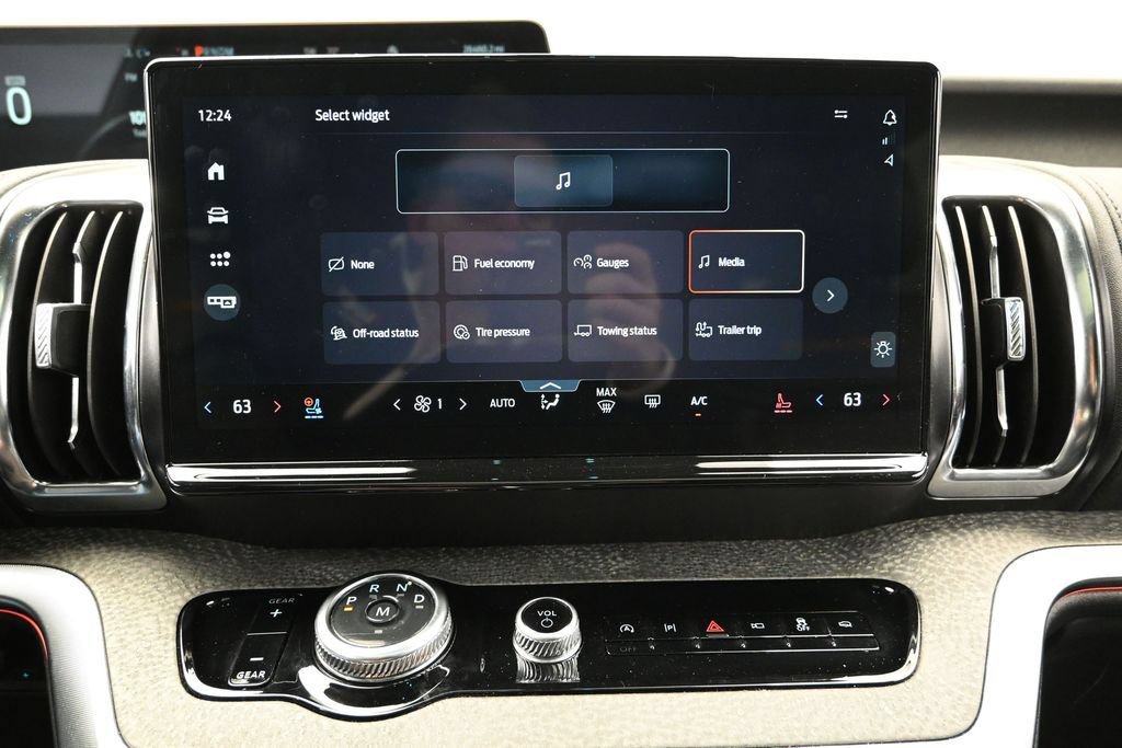 Certified 2025 Ford Expedition Tremor AWD/4WD image 43