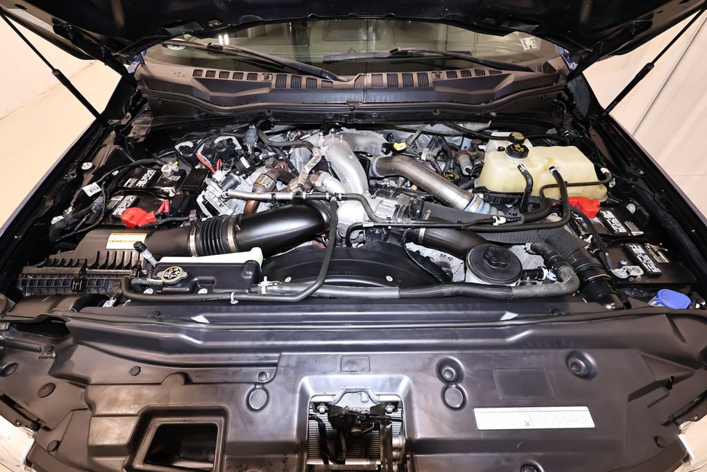 Certified 2022 Ford F350 Platinum AWD/4WD image 50