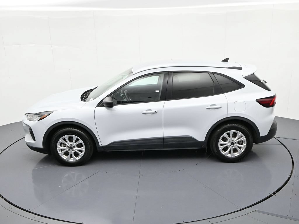 Certified 2025 Ford Escape Active FWD image 20