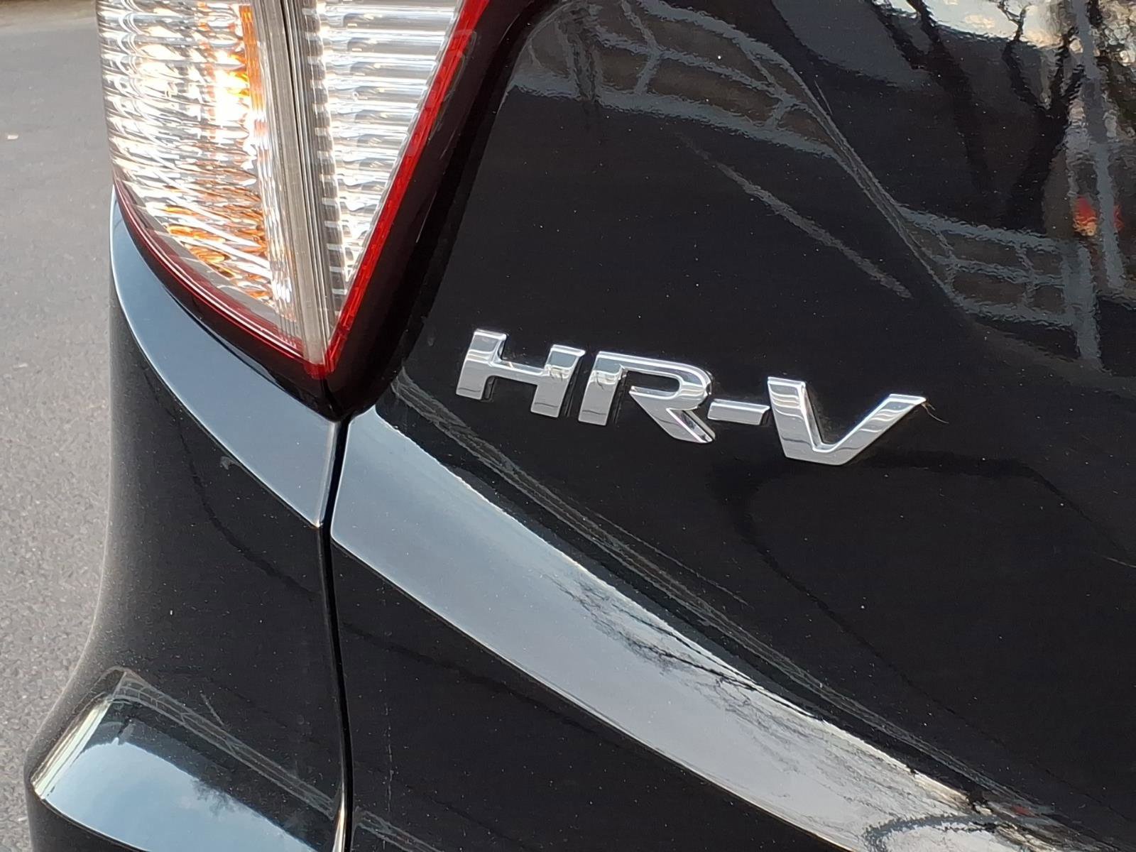 Used 2019 Honda HR-V EX image 10