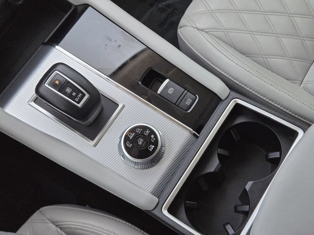 Used 2024 Mitsubishi Outlander SEL AWD/4WD image 19