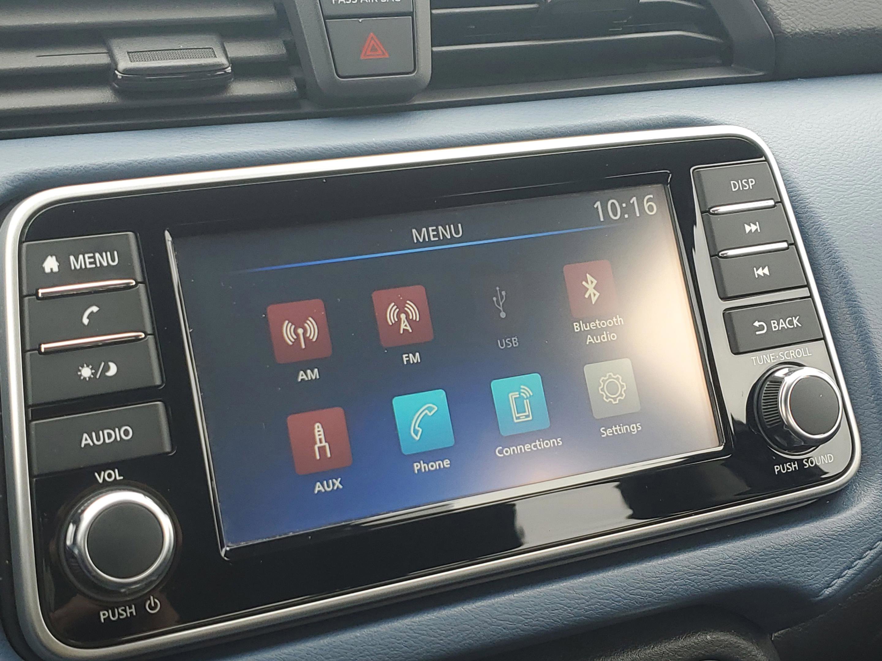Used 2025 Nissan Versa SV FWD image 24