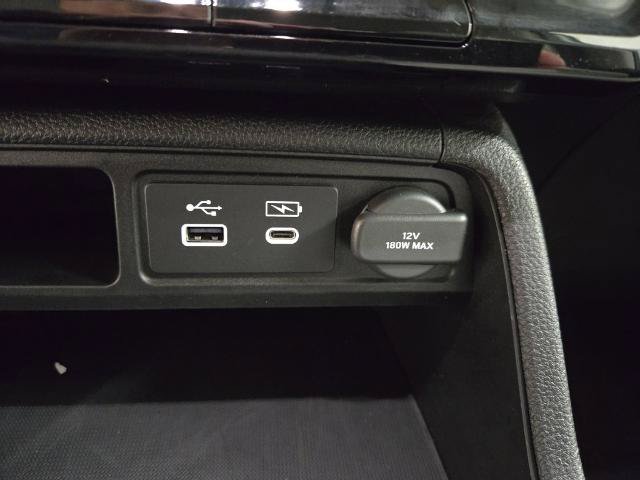 Used 2023 Honda Pilot LX image 34