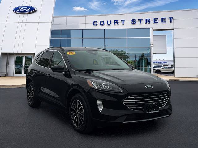 Certified 2022 Ford Escape Titanium w/ Titanium Premium Package FWD image 3