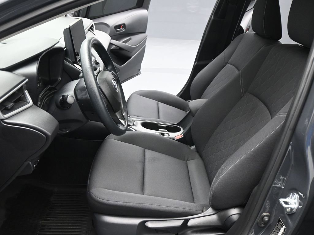 Used 2024 Toyota Corolla LE image 9