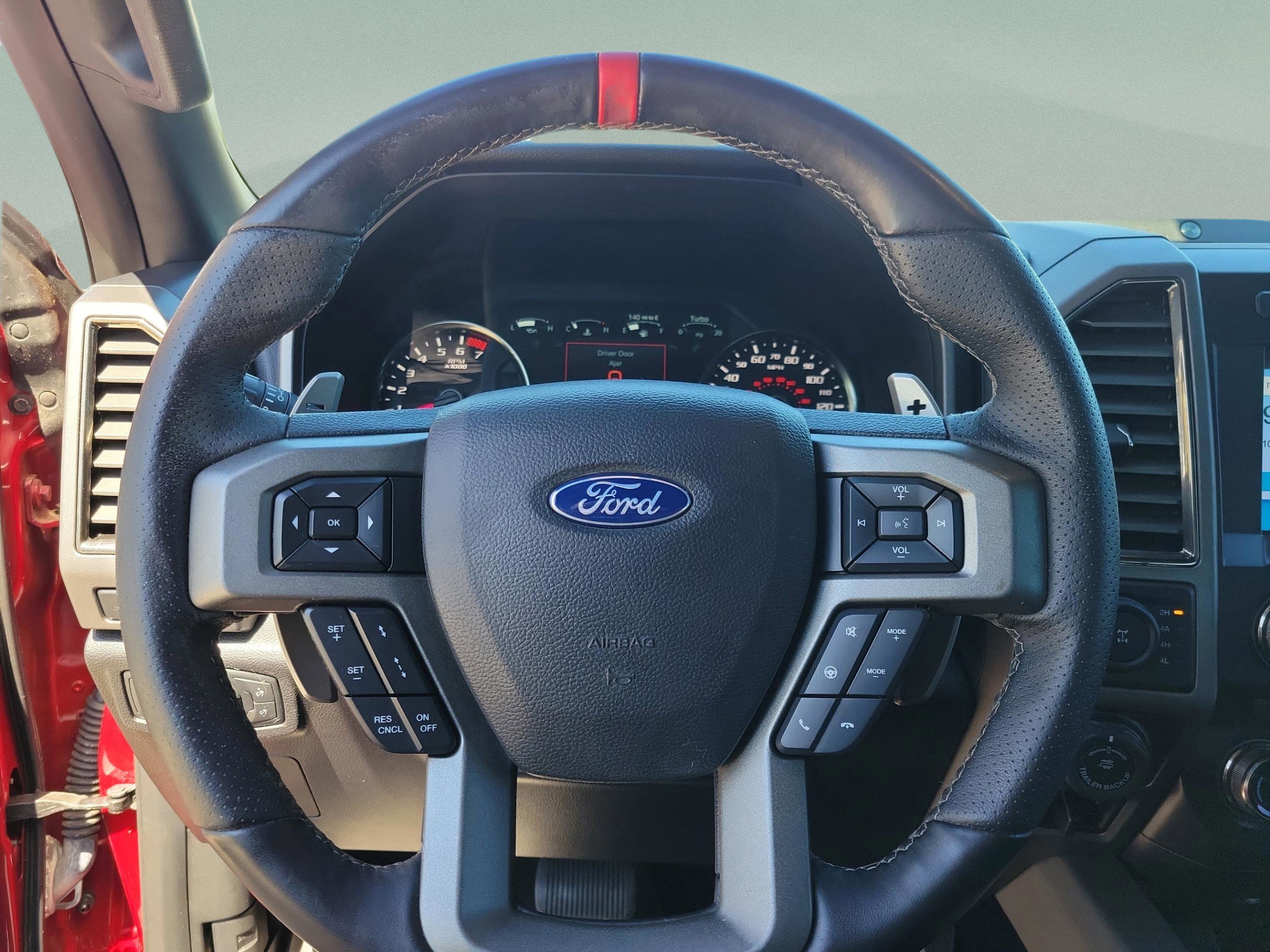 Certified 2018 Ford F150 Raptor w/ Equipment Group 802A Luxury image 11