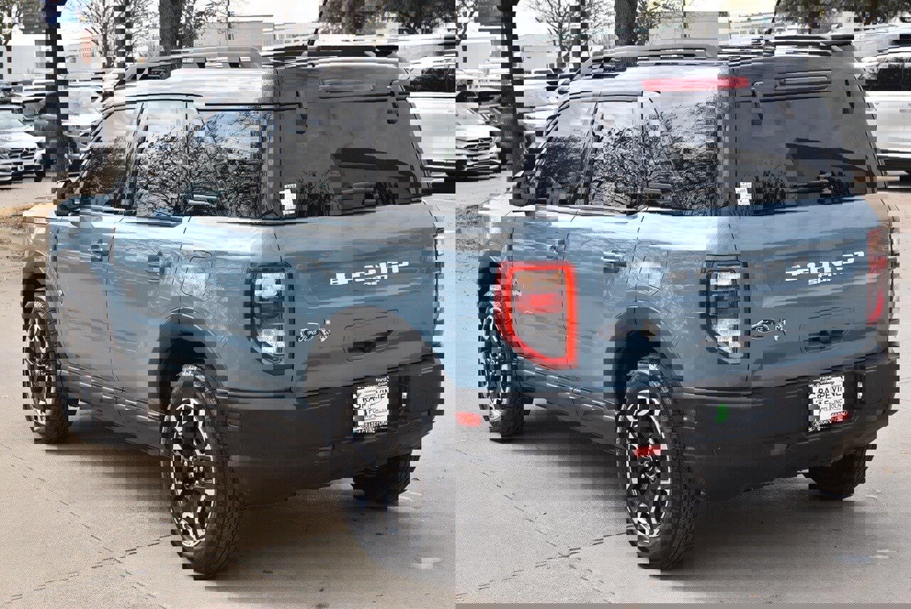 Certified 2023 Ford Bronco Sport Outer Banks w/ Tech Package image 10