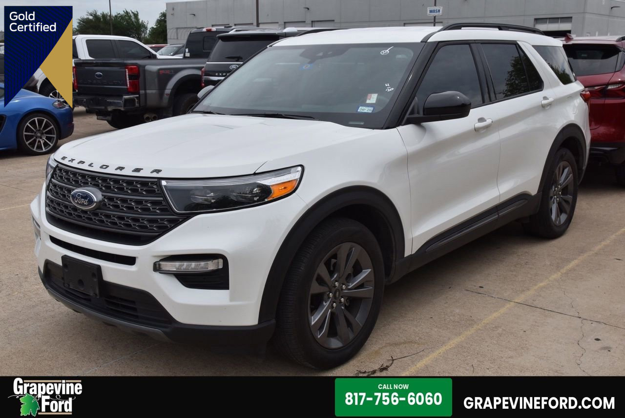 Certified 2023 Ford Explorer XLT w/ Equipment Group 202A RWD image 1