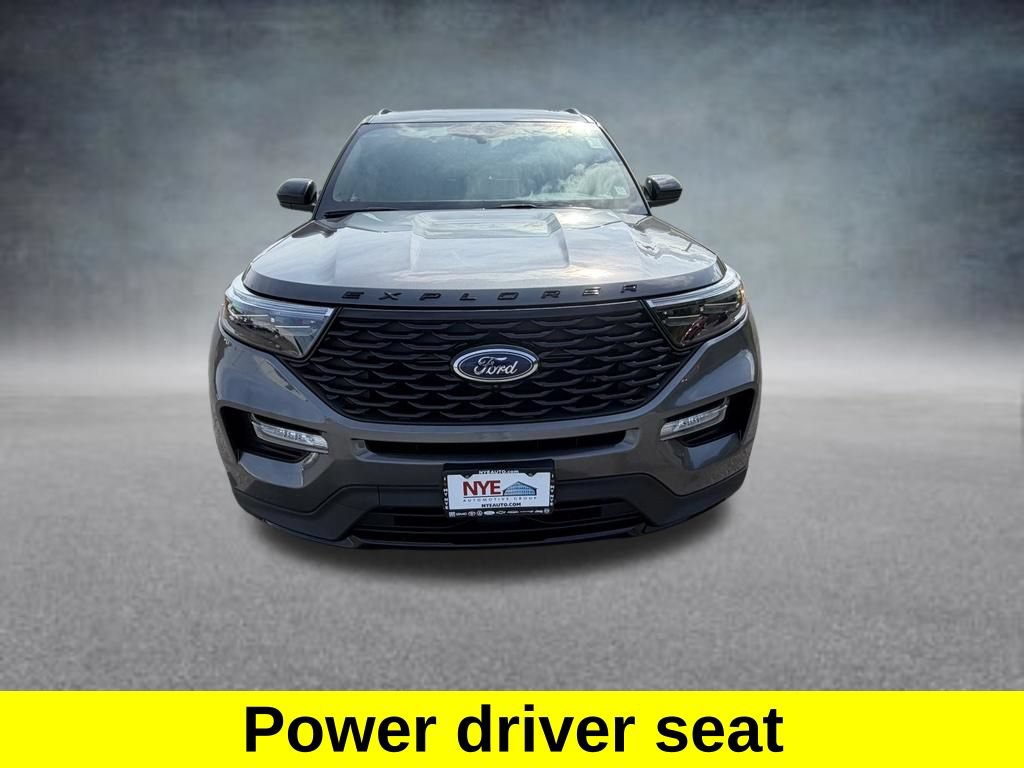 Certified 2023 Ford Explorer ST-Line AWD/4WD image 9