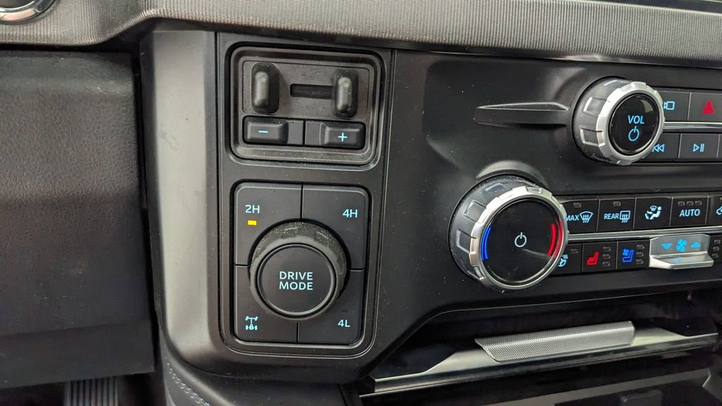Certified 2025 Ford F250 Platinum AWD/4WD image 31
