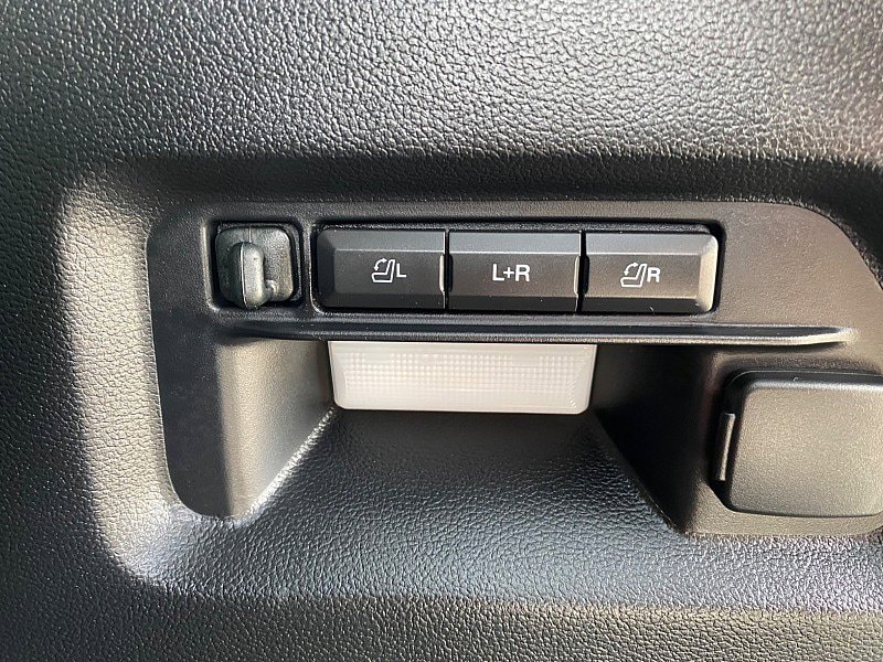 Certified 2023 Ford Explorer Limited w/ Limited Technology Package AWD/4WD image 70