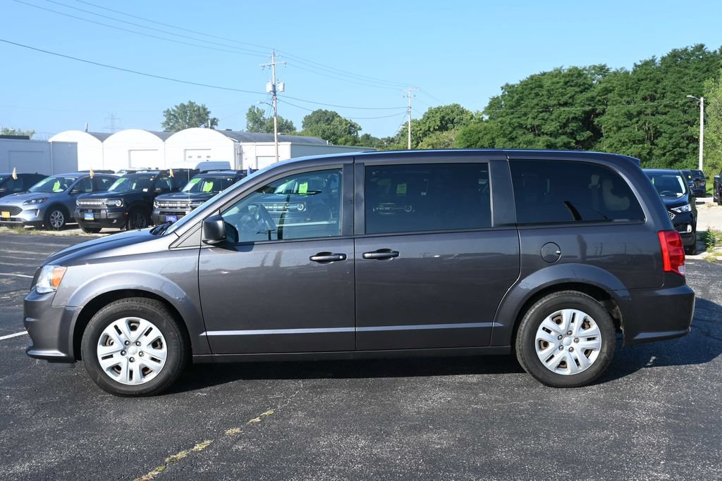 Used 2018 Dodge Grand Caravan SE w/ UConnect Hands-Free Group FWD image 4