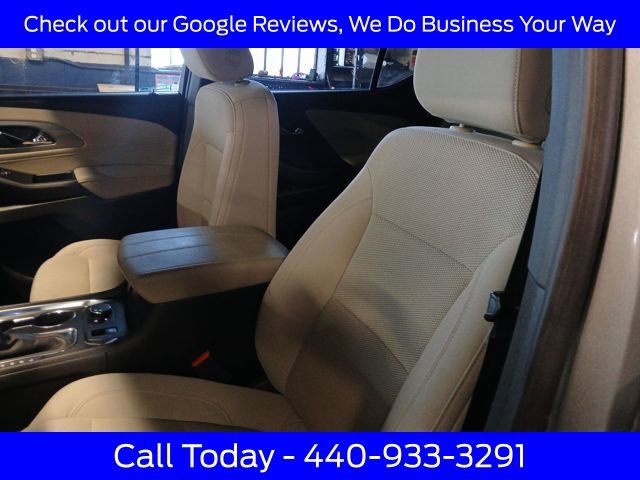 Used 2023 Chevrolet Traverse LS w/ Midnight/Sport Edition image 29