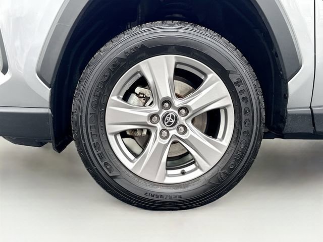 Used 2025 Toyota RAV4 XLE image 35