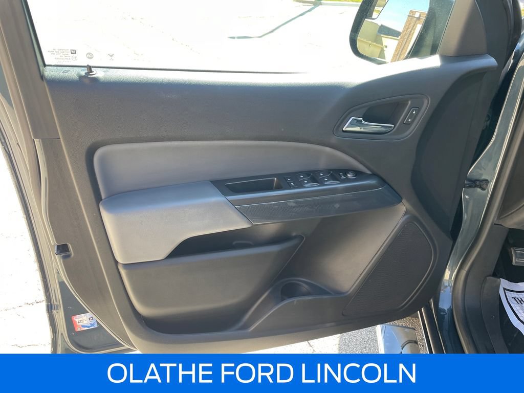 Used 2019 Chevrolet Colorado Z71 AWD/4WD image 14