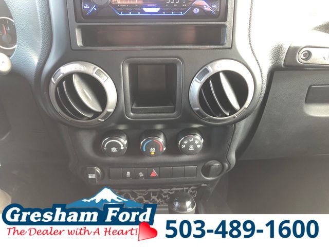 Used 2017 Jeep Wrangler Unlimited Sport w/ Max Tow Package AWD/4WD image 30