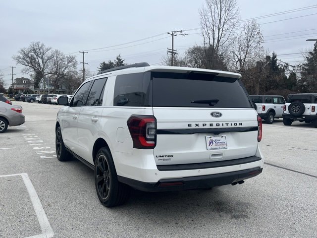 Certified 2022 Ford Expedition Limited image 12