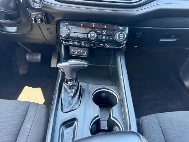 Used 2022 Dodge Durango GT w/ Blacktop Package AWD/4WD image 20
