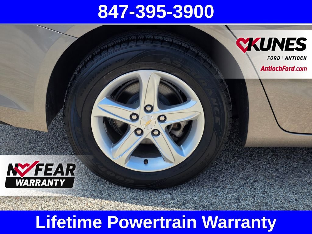 Used 2024 Chevrolet Malibu LT FWD image 13