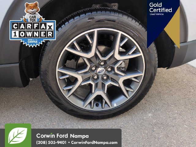 Certified 2025 Ford Explorer Platinum w/ Ultimate Package AWD/4WD image 34