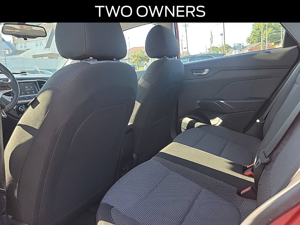 Used 2022 Hyundai Accent Limited FWD image 12
