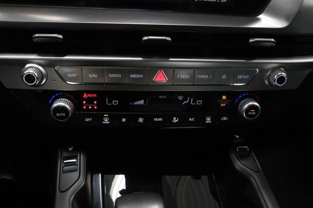 Used 2025 Kia Telluride S image 31