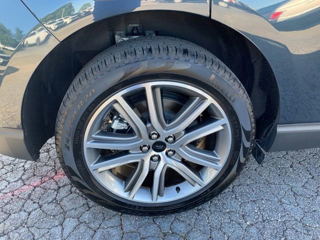 Certified 2023 Ford Edge Titanium AWD/4WD image 35
