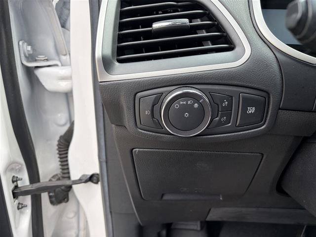 Certified 2019 Ford Edge SEL w/ Equipment Group 201A AWD/4WD image 11