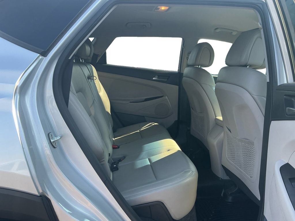 Used 2017 Hyundai Tucson SE w/ Cargo Package FWD image 23