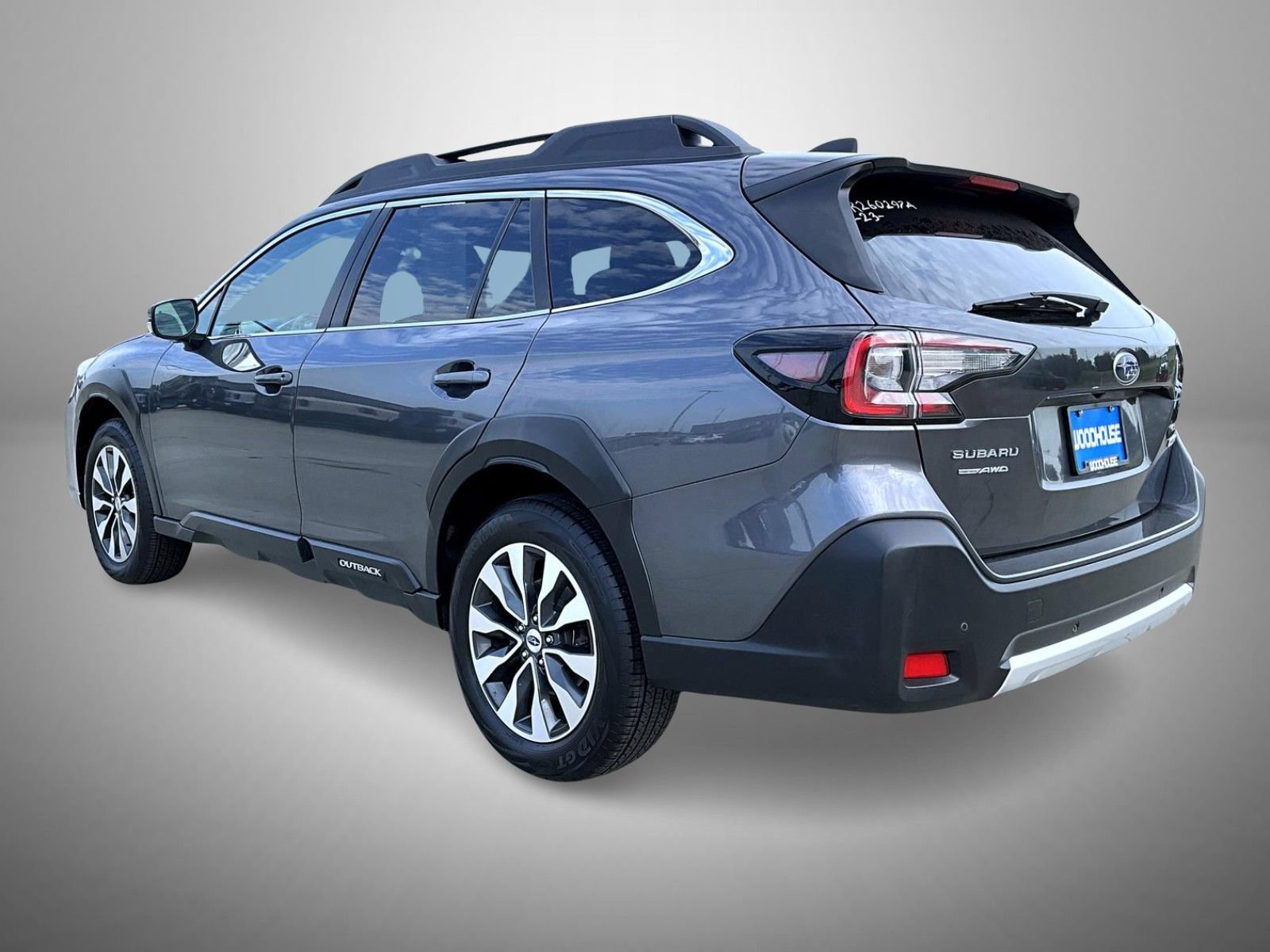 Used 2023 Subaru Outback Limited AWD/4WD image 7