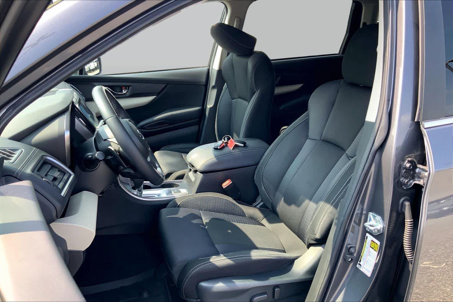 Used 2022 Subaru Ascent Premium w/ Convenience Package AWD/4WD image 8