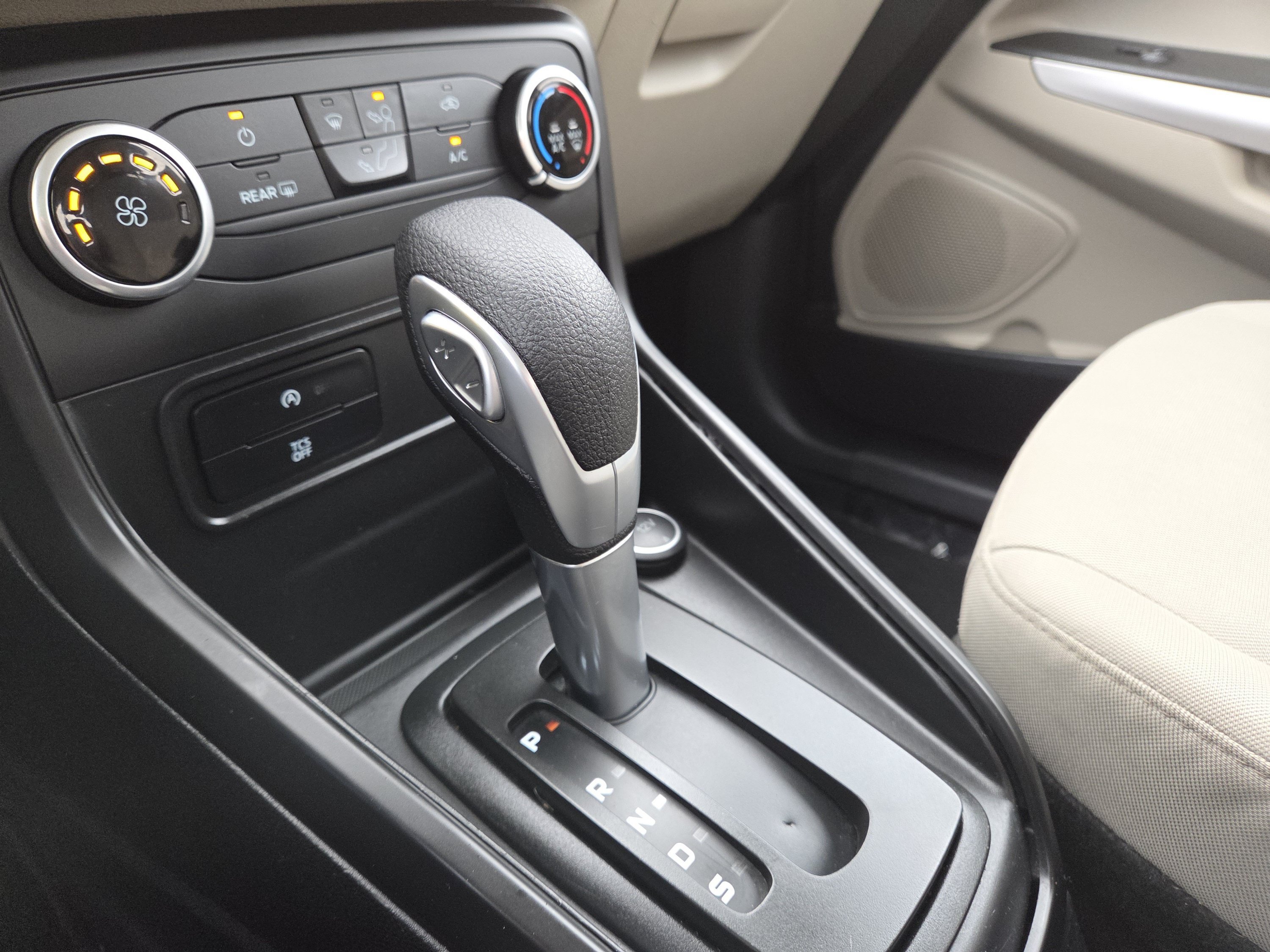 Certified 2022 Ford EcoSport S AWD/4WD image 29