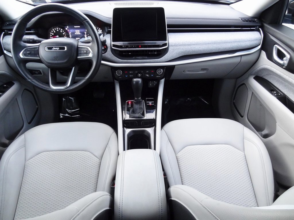 Used 2022 Jeep Compass Latitude w/ Convenience Group image 17