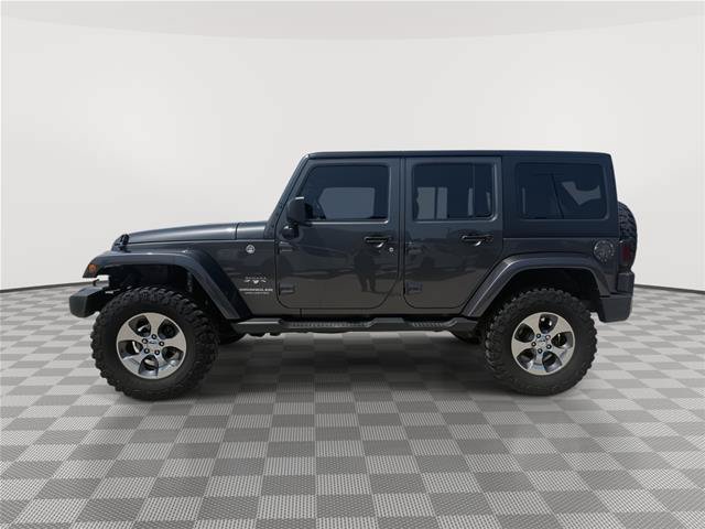 Used 2017 Jeep Wrangler Unlimited Sahara w/ Max Tow Package AWD/4WD image 4