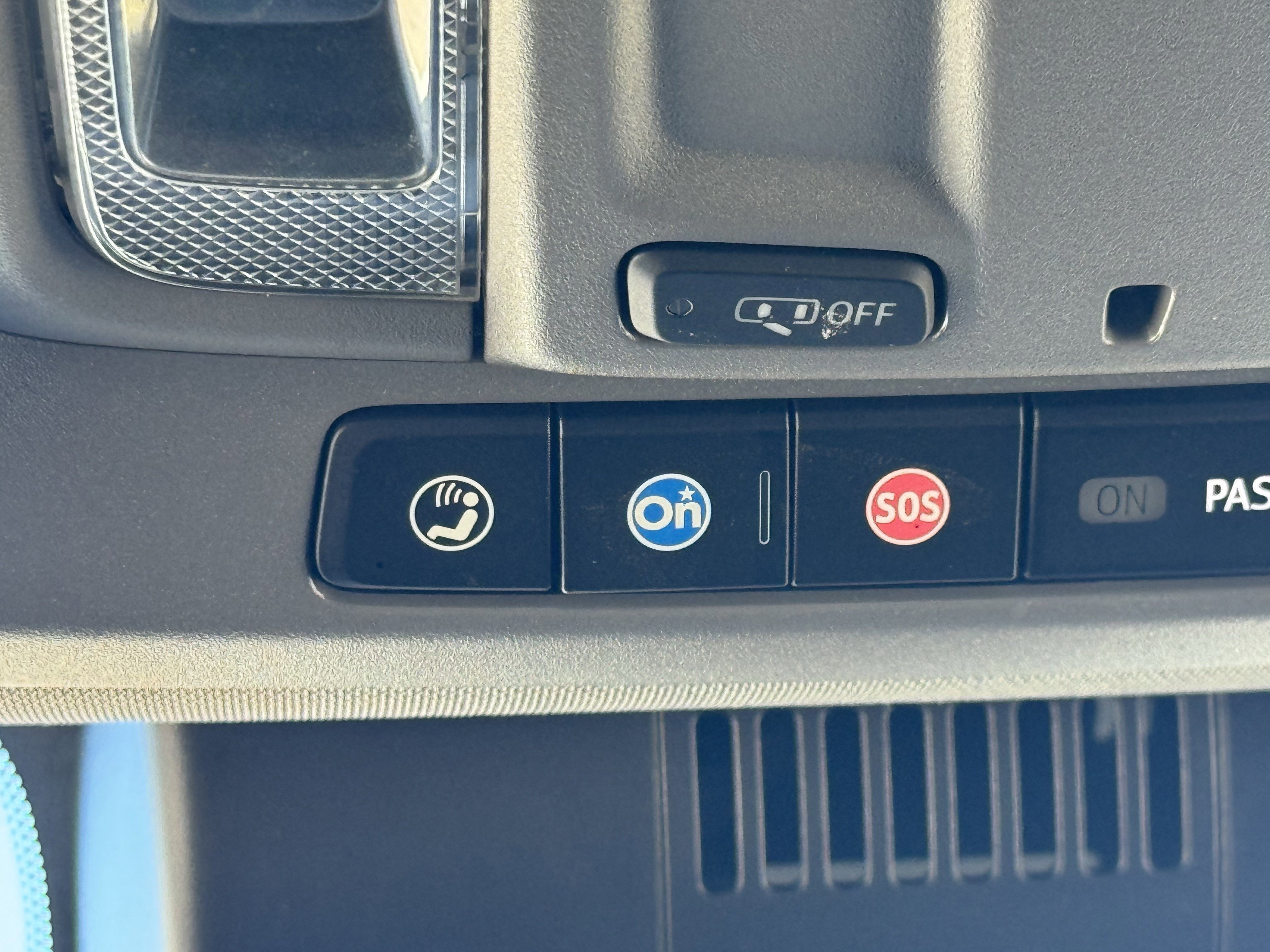 Used 2022 Chevrolet Silverado 1500 Custom image 24