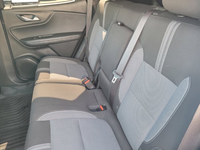 Used 2023 Chevrolet Blazer LT FWD image 13