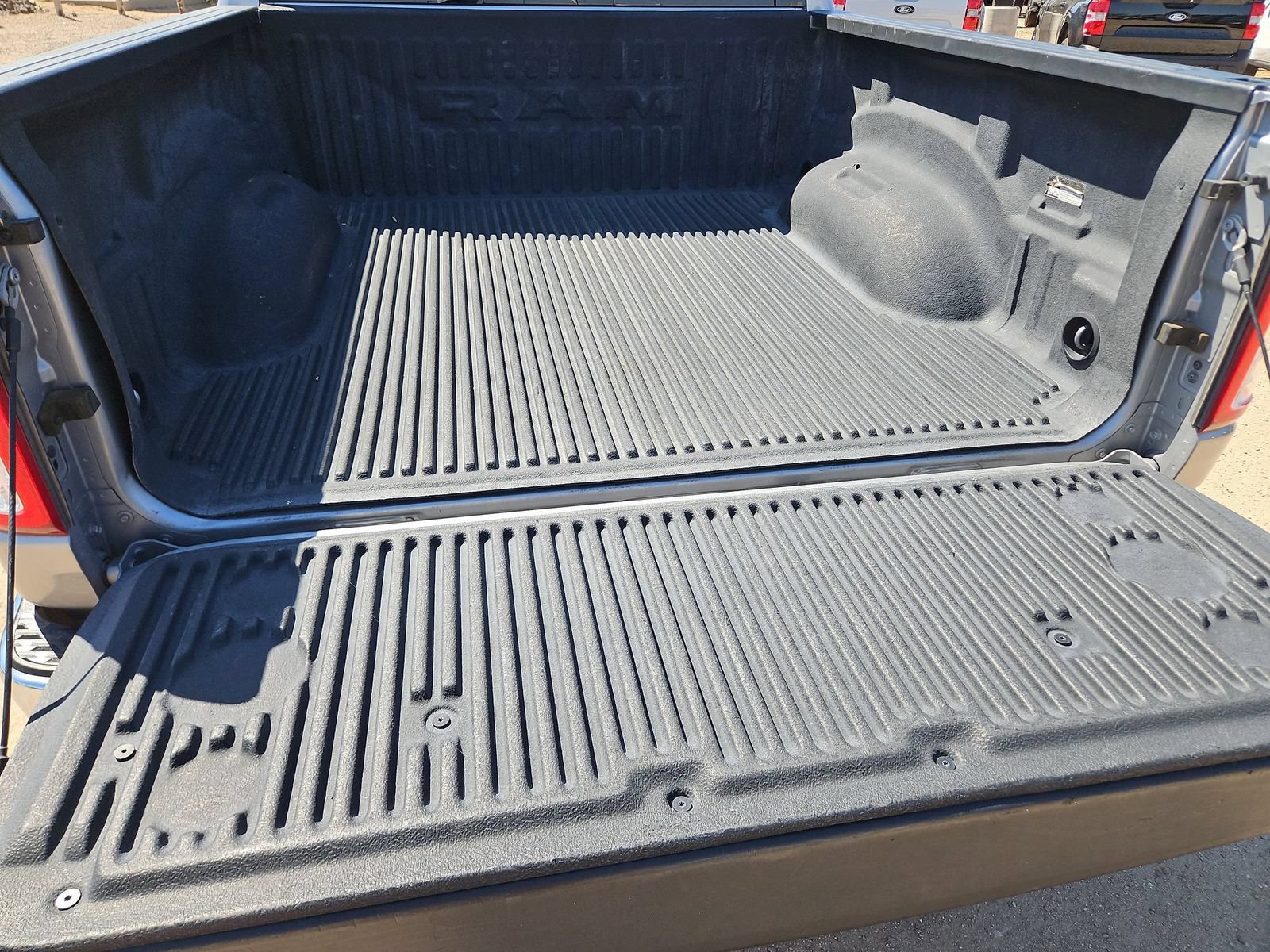 Used 2019 RAM 1500 Big Horn AWD/4WD image 6